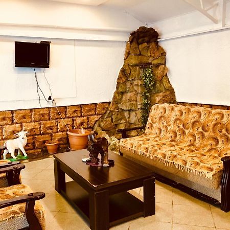 Hotel Nice 트빌리시 외부 사진