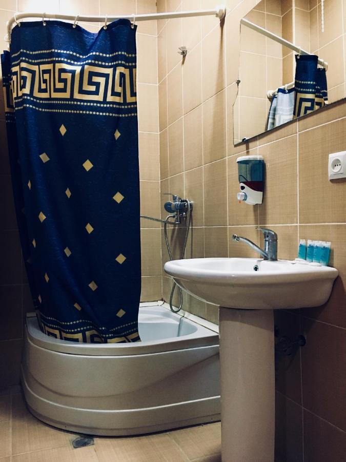 Hotel Nice 트빌리시 외부 사진